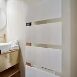 Luxury 4br With 4 Baths - - D' Emeraude דירה