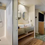 Luxury 4br With 4 Baths - - D' Emeraude דירה